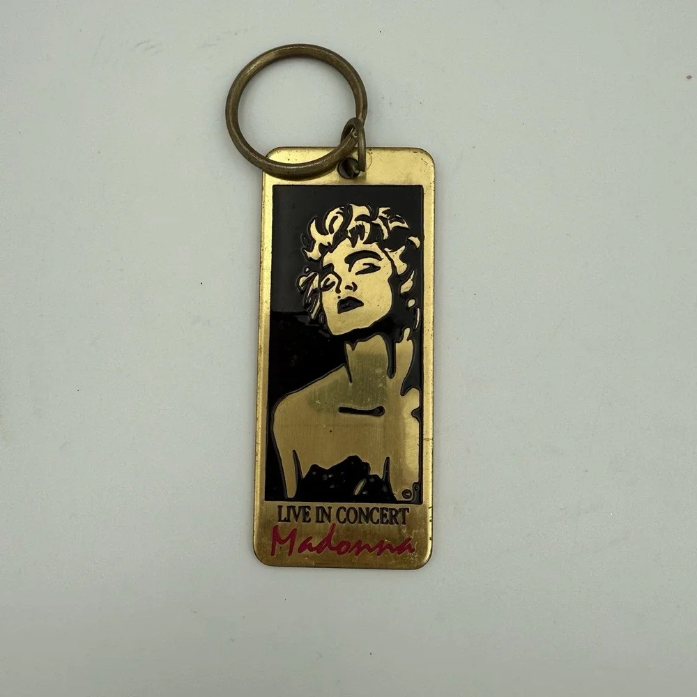 MADONNA SOLID BRASS HEAVY‎ WHO'S THAT GIRL WORLD TOUR 1987 VIP KEY CHAIN RING LP